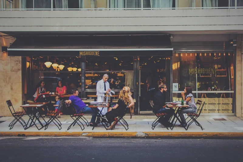 Configurer le serveur : hôtes virtuels, permissions et sécurité